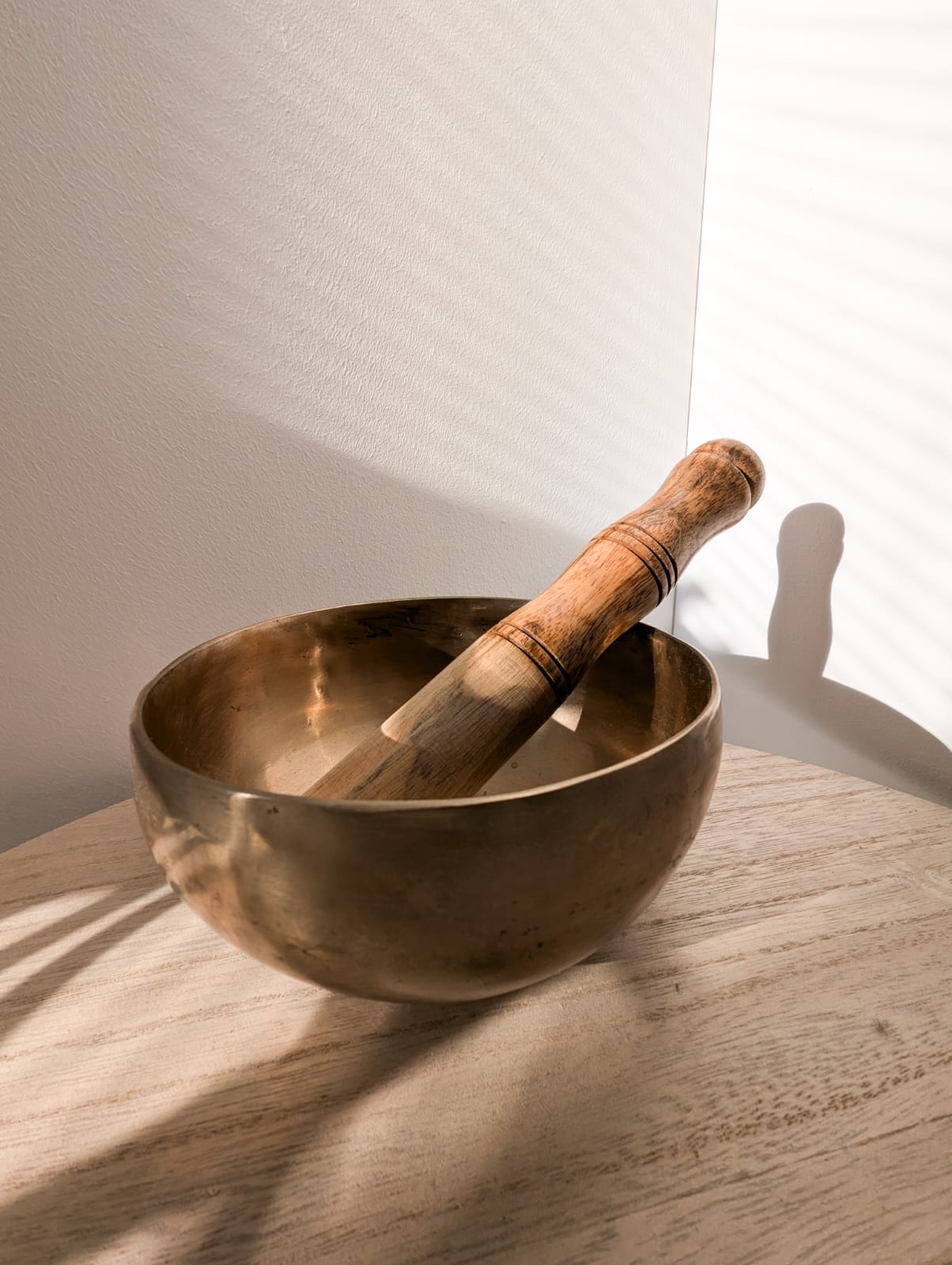 BOL-TIBETAIN-L EN VIE D ETRE-LABEGE-MASSAGE-RELAXANT-DOS